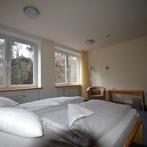 Doppelzimmer für Gäste mit Behinderungen